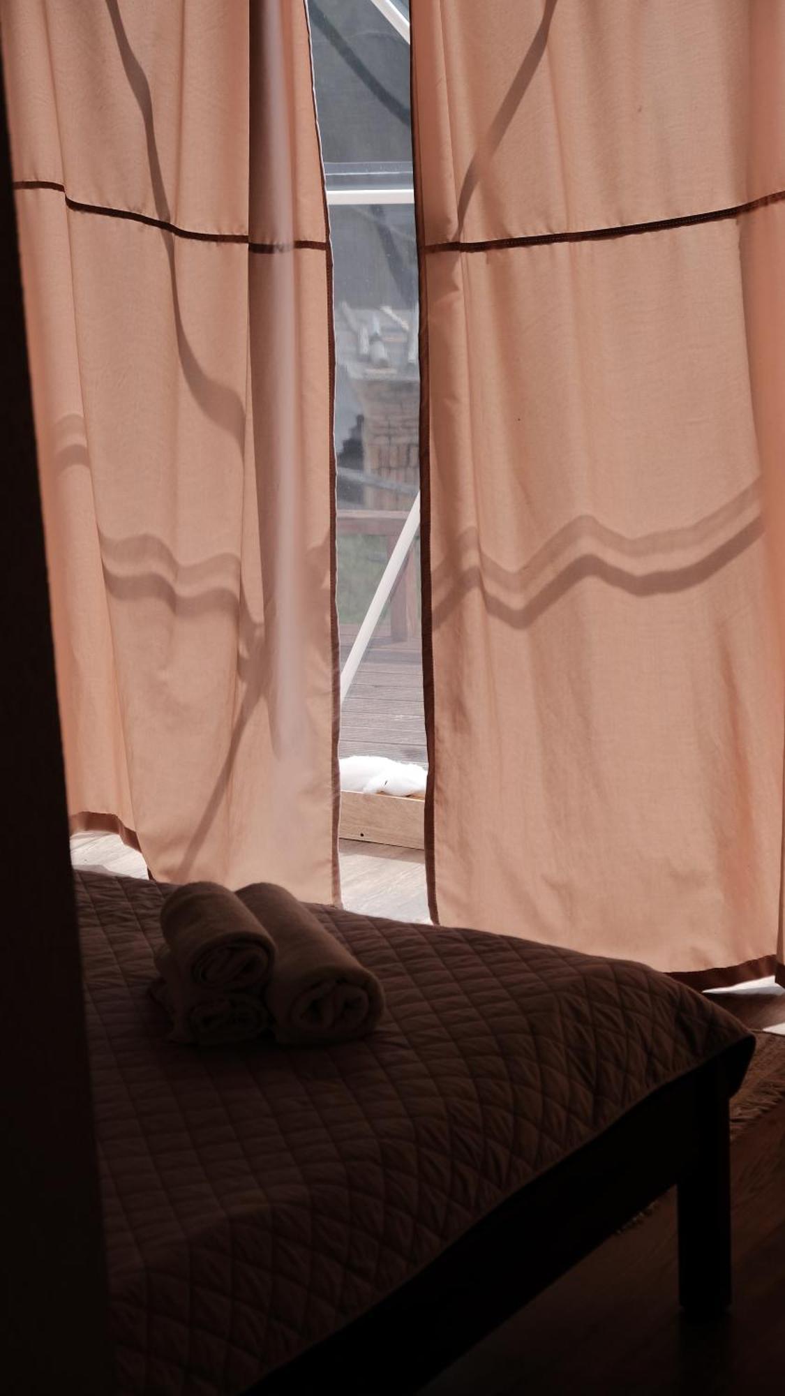Глемпінг Де Вайб Hotel วอรอคตา ห้อง รูปภาพ