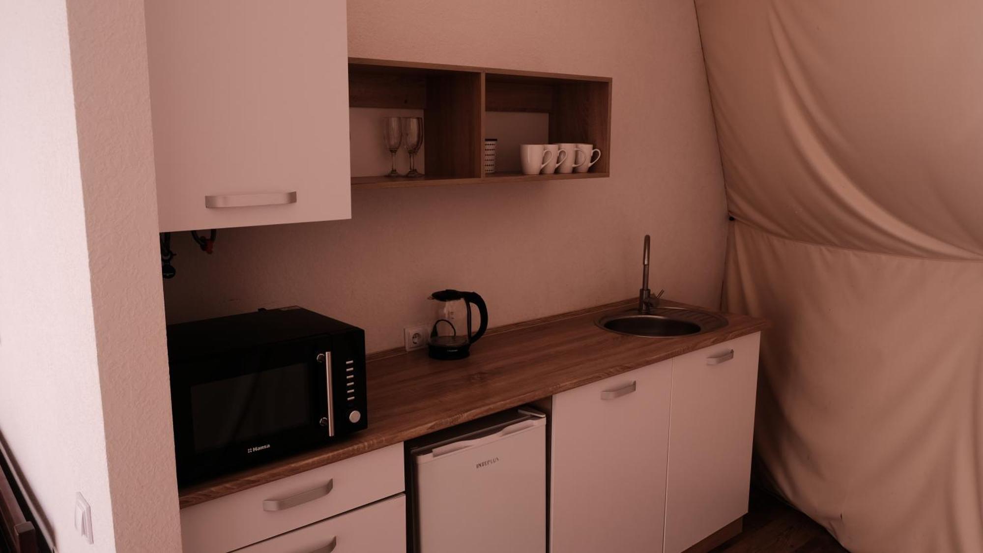 Глемпінг Де Вайб Hotel วอรอคตา ห้อง รูปภาพ